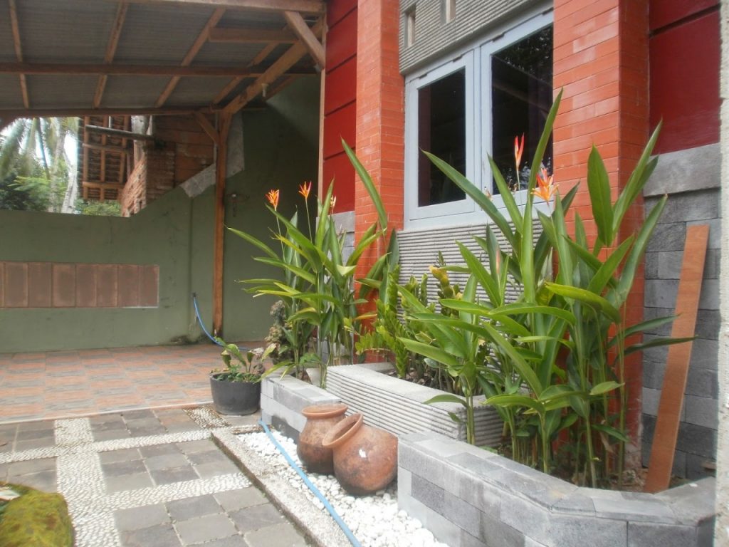 Pembangunan Teras Rumah Tinggal di Jawa Tengah